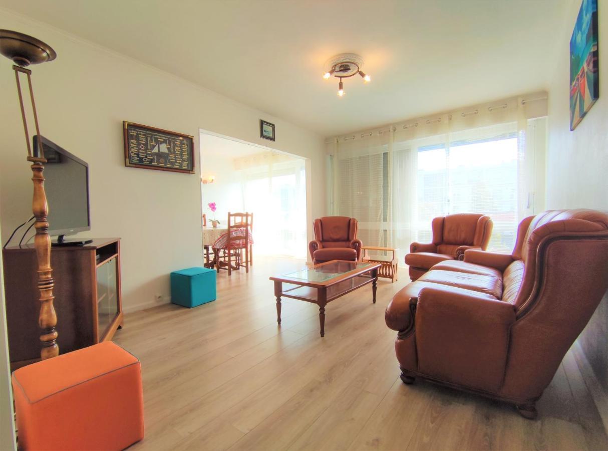 Appartement T3 Lumineux Et Tout Confort De 72 M2 Avec Parking Privatif La Rochelle  Exterior foto